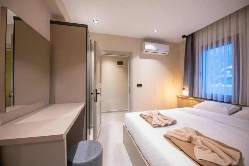Havuzlu Korunakli Jakuzili Villa Fethiye Exteriör bild